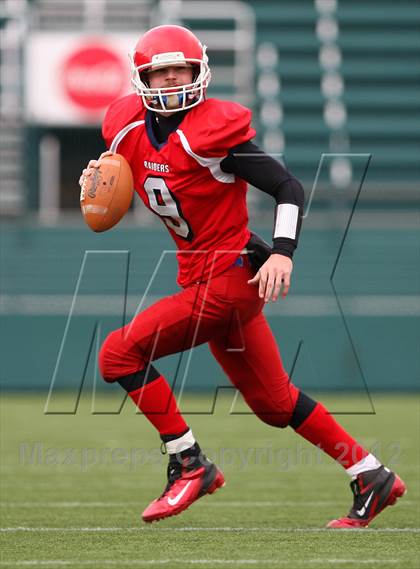 Thumbnail 2 in Hornell vs. Le Roy (NYSPHSAA Section 5 Class C Final) photogallery.
