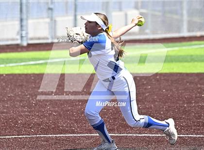 Thumbnail 2 in Beckman vs. Chino (La Mirada Classic) photogallery.