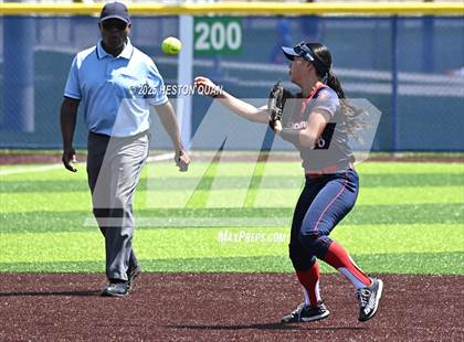 Thumbnail 3 in Beckman vs. Chino (La Mirada Classic) photogallery.