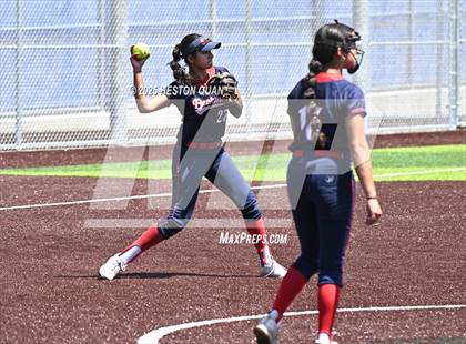 Thumbnail 3 in Beckman vs. Chino (La Mirada Classic) photogallery.