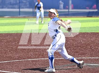 Thumbnail 2 in Beckman vs. Chino (La Mirada Classic) photogallery.