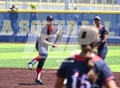 Thumbnail 3 in Beckman vs. Chino (La Mirada Classic) photogallery.