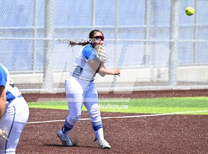 Thumbnail 2 in Beckman vs. Chino (La Mirada Classic) photogallery.