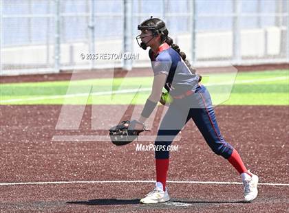 Thumbnail 2 in Beckman vs. Chino (La Mirada Classic) photogallery.