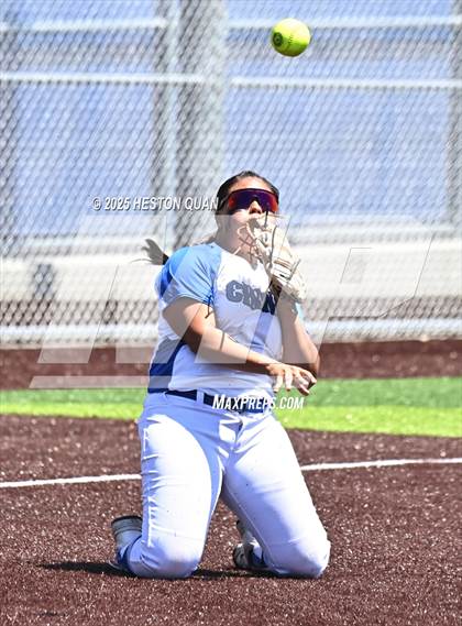 Thumbnail 2 in Beckman vs. Chino (La Mirada Classic) photogallery.