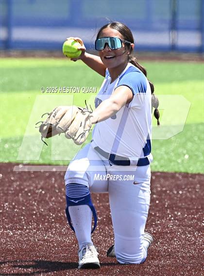Thumbnail 2 in Beckman vs. Chino (La Mirada Classic) photogallery.