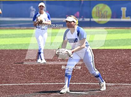 Thumbnail 1 in Beckman vs. Chino (La Mirada Classic) photogallery.