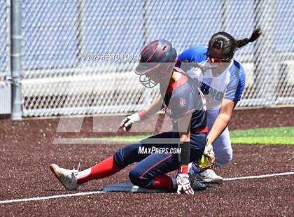 Thumbnail 1 in Beckman vs. Chino (La Mirada Classic) photogallery.