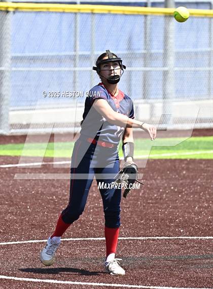Thumbnail 2 in Beckman vs. Chino (La Mirada Classic) photogallery.