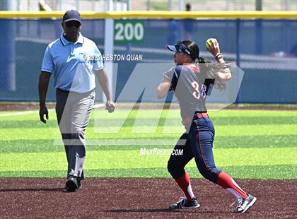 Thumbnail 1 in Beckman vs. Chino (La Mirada Classic) photogallery.