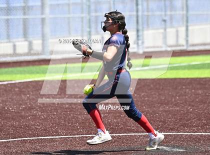 Thumbnail 3 in Beckman vs. Chino (La Mirada Classic) photogallery.