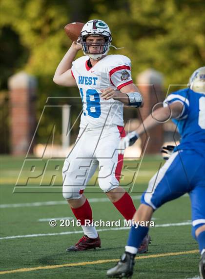 Thumbnail 3 in New Hampshire East-West All-Star Game  photogallery.