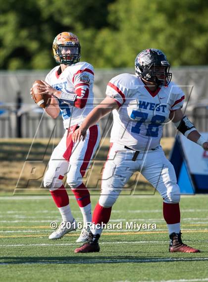 Thumbnail 1 in New Hampshire East-West All-Star Game  photogallery.