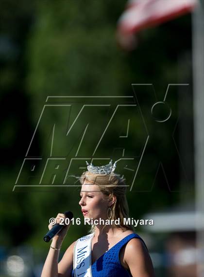 Thumbnail 2 in New Hampshire East-West All-Star Game  photogallery.