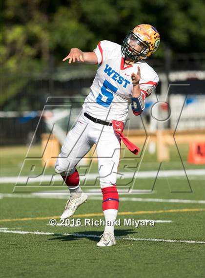 Thumbnail 3 in New Hampshire East-West All-Star Game  photogallery.