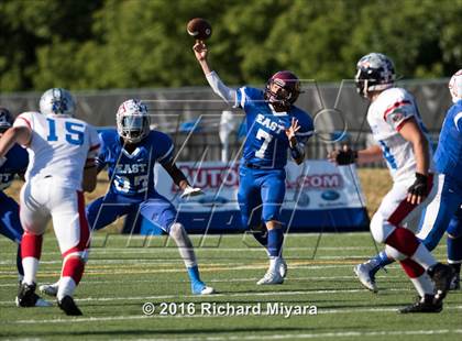 Thumbnail 2 in New Hampshire East-West All-Star Game  photogallery.