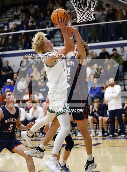 Thumbnail 1 in Mountain Crest @ Ridgeline photogallery.