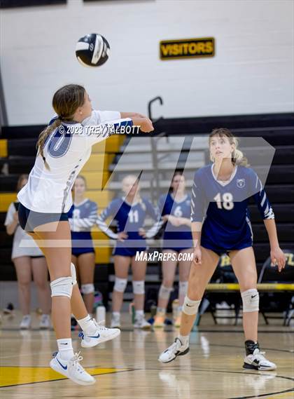Thumbnail 3 in Brighton @ Honeoye Falls-Lima photogallery.