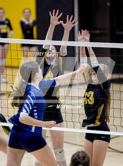 Thumbnail 2 in Brighton @ Honeoye Falls-Lima photogallery.