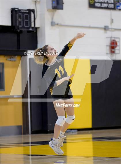 Thumbnail 3 in Brighton @ Honeoye Falls-Lima photogallery.