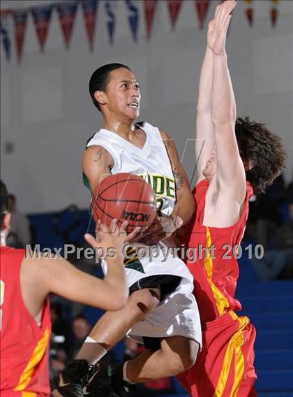 Thumbnail 3 in Chico vs. Vanden (Les Curry Invitational) photogallery.