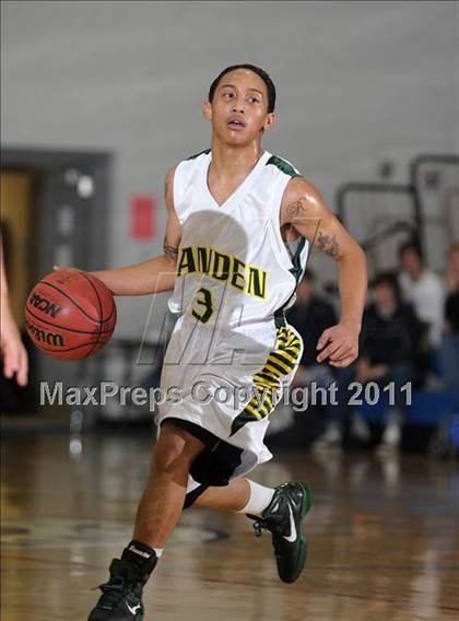 Thumbnail 3 in Chico vs. Vanden (Les Curry Invitational) photogallery.