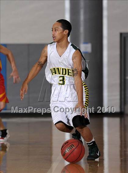 Thumbnail 2 in Chico vs. Vanden (Les Curry Invitational) photogallery.