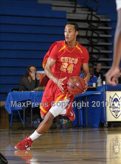 Thumbnail 2 in Chico vs. Vanden (Les Curry Invitational) photogallery.