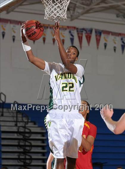 Thumbnail 2 in Chico vs. Vanden (Les Curry Invitational) photogallery.