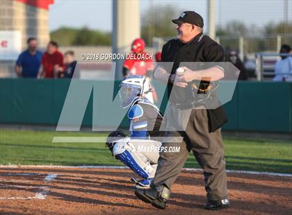 Thumbnail 2 in Grand Prairie @ Cedar Hill photogallery.