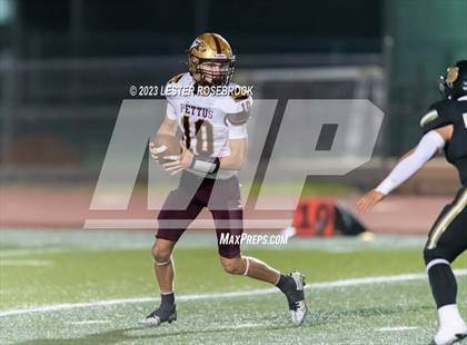 Thumbnail 1 in Brackett vs. Pettus (UIL 2A D2 Bi-District Playoffs) photogallery.