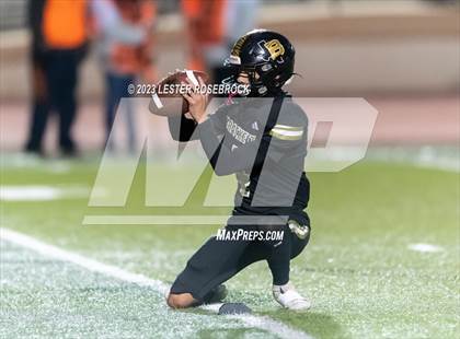 Thumbnail 3 in Brackett vs. Pettus (UIL 2A D2 Bi-District Playoffs) photogallery.
