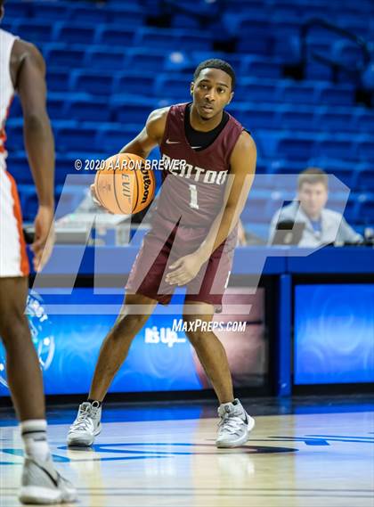 Thumbnail 2 in Benton vs. Warren photogallery.