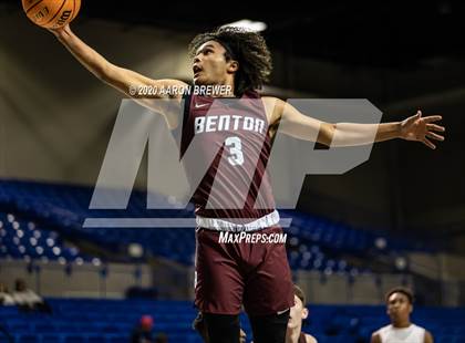 Thumbnail 1 in Benton vs. Warren photogallery.