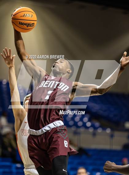 Thumbnail 1 in Benton vs. Warren photogallery.