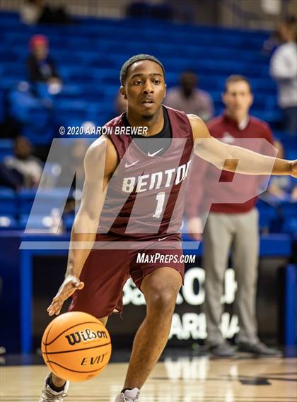 Thumbnail 3 in Benton vs. Warren photogallery.