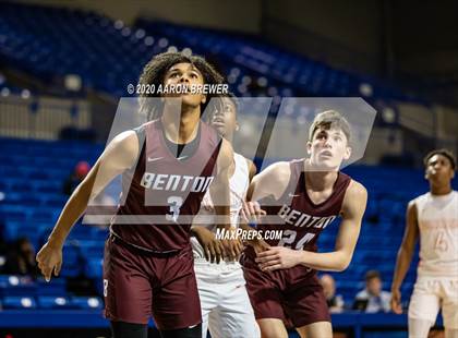 Thumbnail 2 in Benton vs. Warren photogallery.