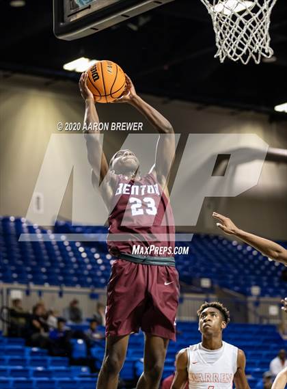 Thumbnail 3 in Benton vs. Warren photogallery.