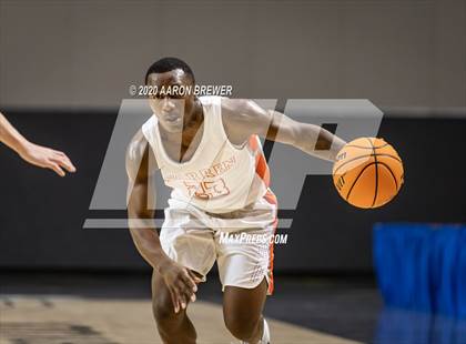 Thumbnail 3 in Benton vs. Warren photogallery.