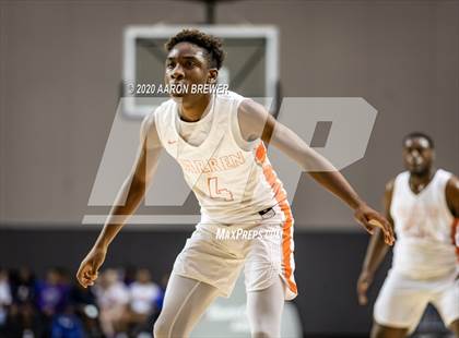 Thumbnail 2 in Benton vs. Warren photogallery.