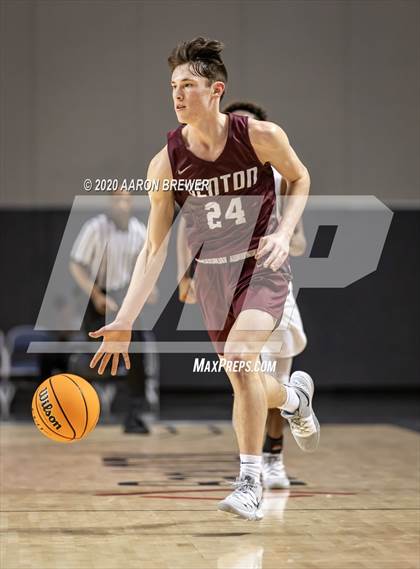 Thumbnail 1 in Benton vs. Warren photogallery.