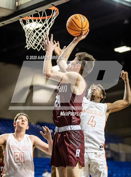 Thumbnail 2 in Benton vs. Warren photogallery.