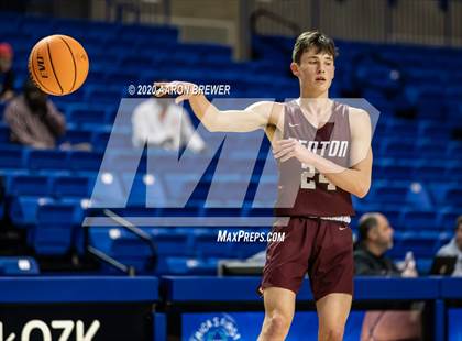 Thumbnail 3 in Benton vs. Warren photogallery.