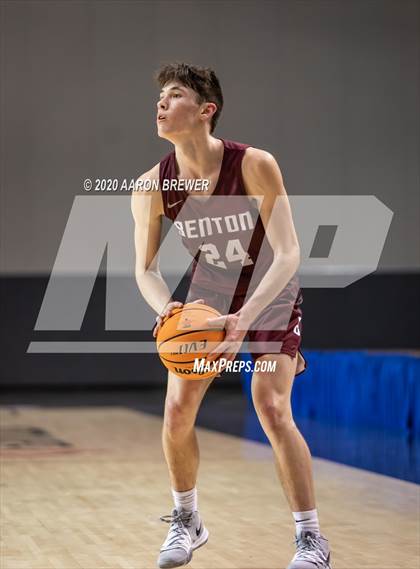 Thumbnail 3 in Benton vs. Warren photogallery.