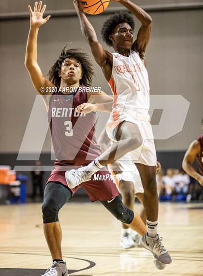 Thumbnail 3 in Benton vs. Warren photogallery.