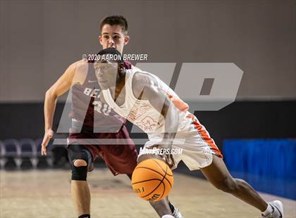Thumbnail 2 in Benton vs. Warren photogallery.