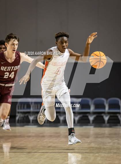 Thumbnail 1 in Benton vs. Warren photogallery.