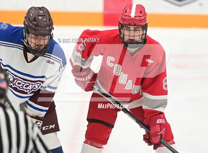 Thumbnail 3 in Conard @ BBD [Brookfield/Bethel/Danbury] photogallery.