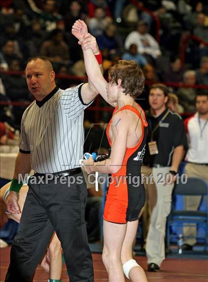Thumbnail 3 in NYSPHSAA Championships (Division I Semifinals, 103-112) photogallery.