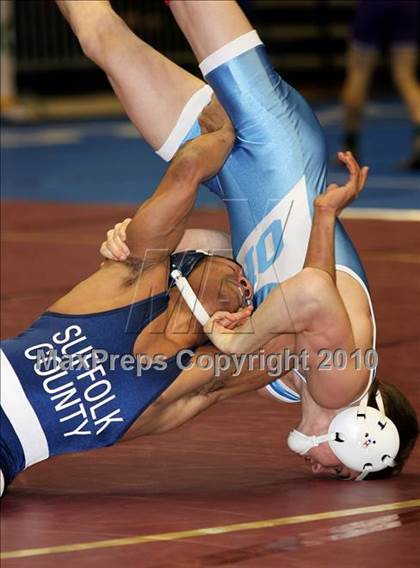 Thumbnail 3 in NYSPHSAA Championships (Division I Semifinals, 103-112) photogallery.